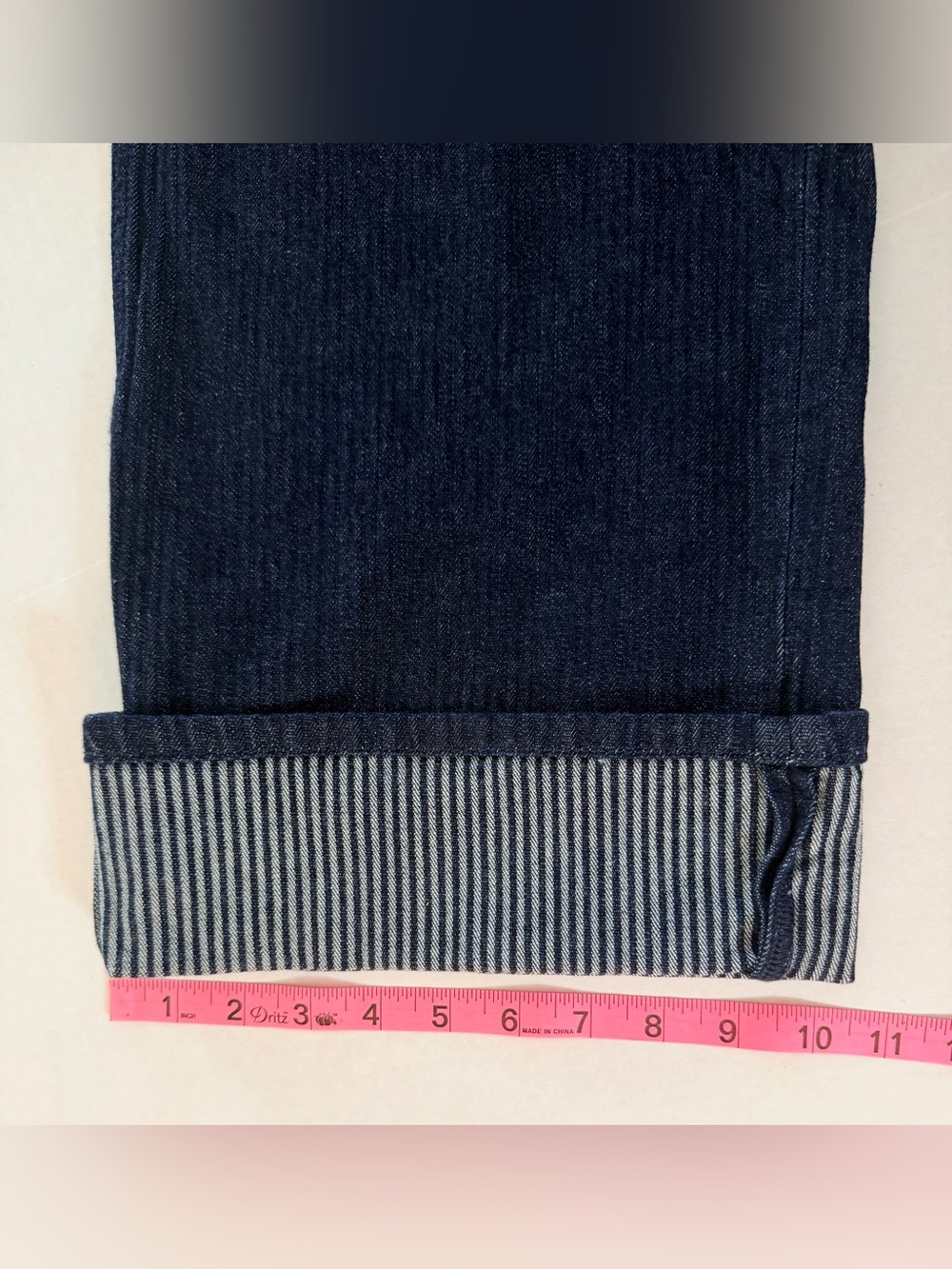Pilcro Women's Dark Wash Denim High Waisted Wide Leg Cuffed Jeans Size 29p - Picture 9 of 15
